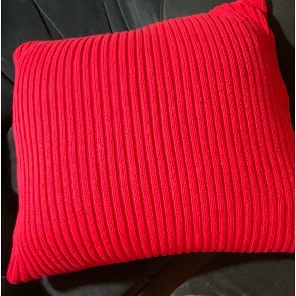 Ralph Lauren red throw pillow 16x17 - Picture 3 of 8